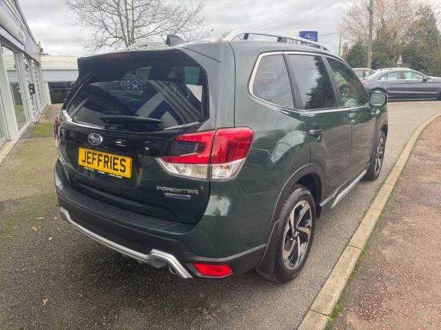 2024 Subaru Forester 2.0i e-Boxer XE Premium 5dr Lineartronic