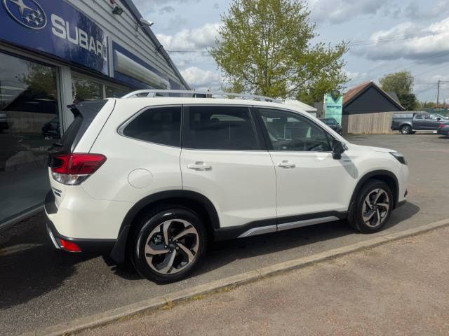 2025 Subaru Forester 2.0i e-Boxer XE Premium 5dr Lineartronic