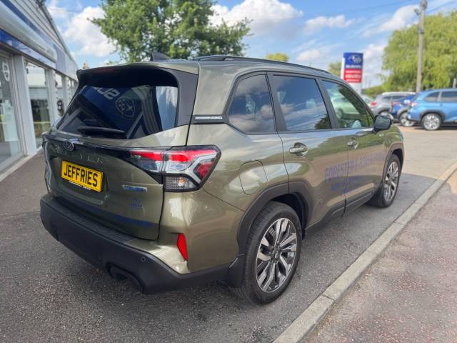 2025 Subaru Forester 2.0i e-Boxer Touring 5dr Lineartronic