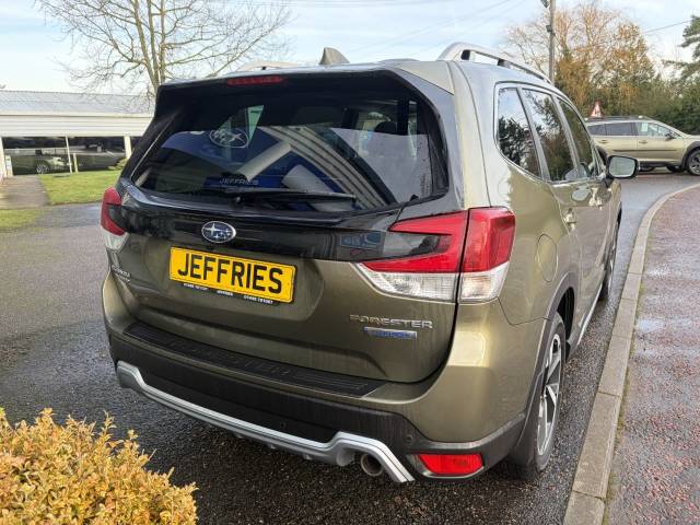 2023 Subaru Forester 2.0i e-Boxer XE Premium 5dr Lineartronic