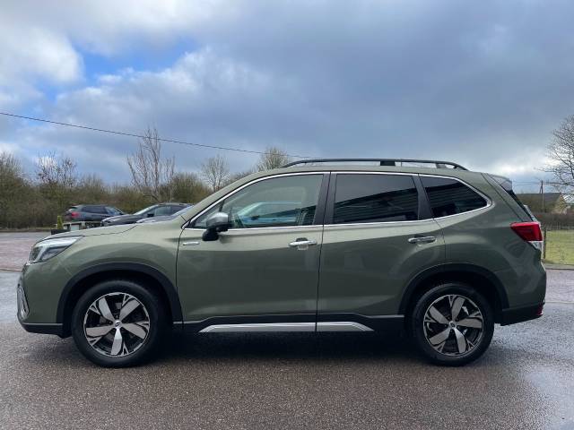 2019 Subaru Forester 2.0i e-Boxer XE Premium 5dr Lineartronic